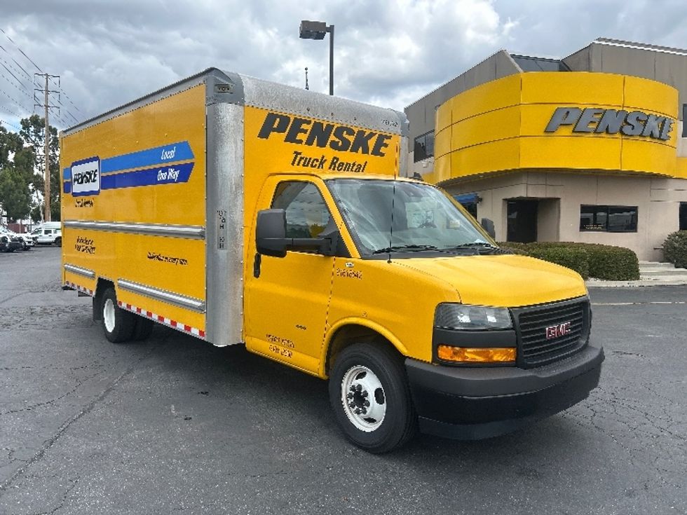 Light Duty Box Truck-Light and Medium Duty Trucks-GMC-2021-Savana G33903-City Of Industry-CA-89,986\n\t\tmiles-$ 27,000 - Image 1