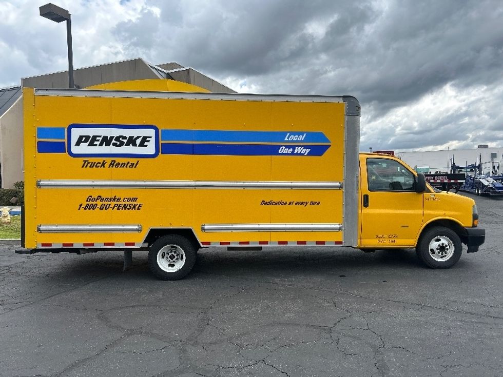 Light Duty Box Truck-Light and Medium Duty Trucks-GMC-2021-Savana G33903-City Of Industry-CA-89,986\n\t\tmiles-$ 27,000 - Image 14