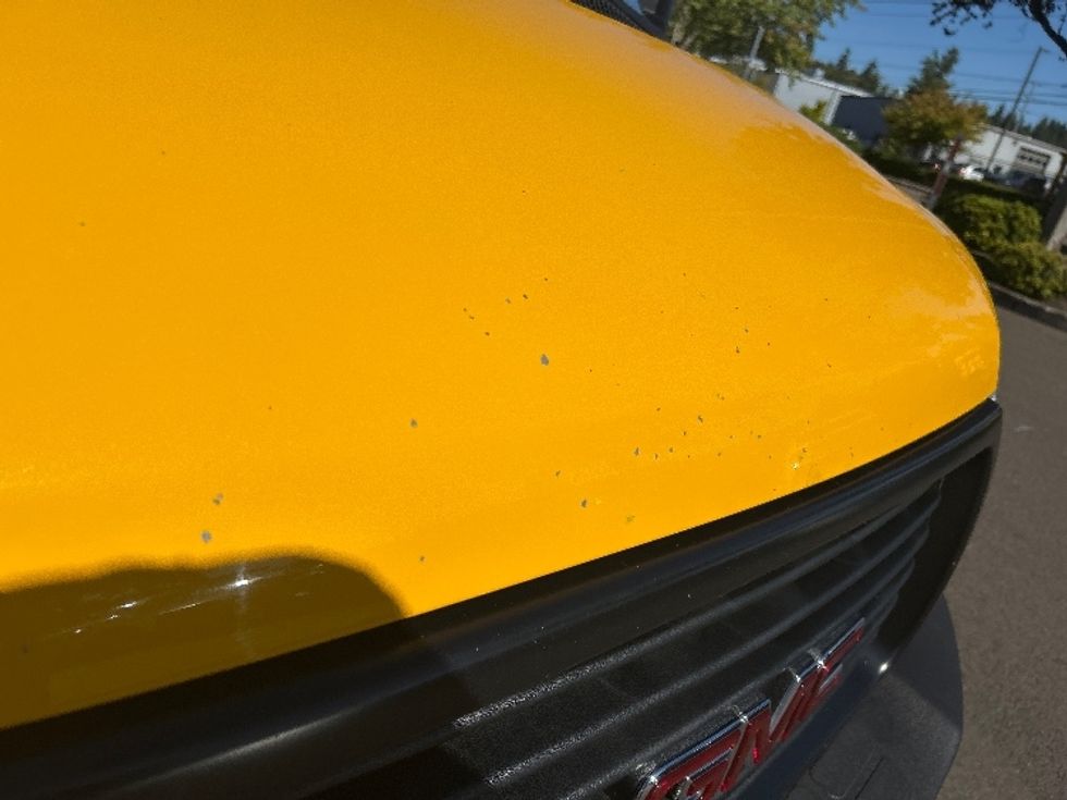 Light Duty Box Truck-Light and Medium Duty Trucks-GMC-2021-Savana G33903-Clackamas-OR-102,047\n\t\tmiles-$ 26,750 - Image 24