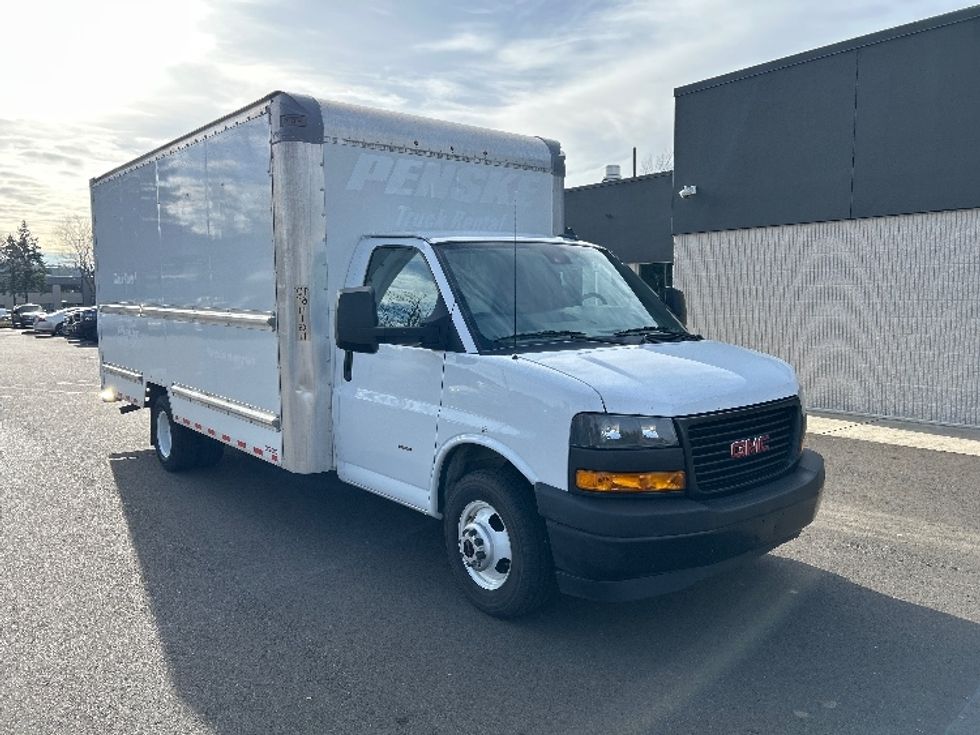 Light Duty Box Truck-Light and Medium Duty Trucks-GMC-2021-Savana G33903-Clackamas-OR-105,464\n\t\tmiles-$ 30,000 - Image 1