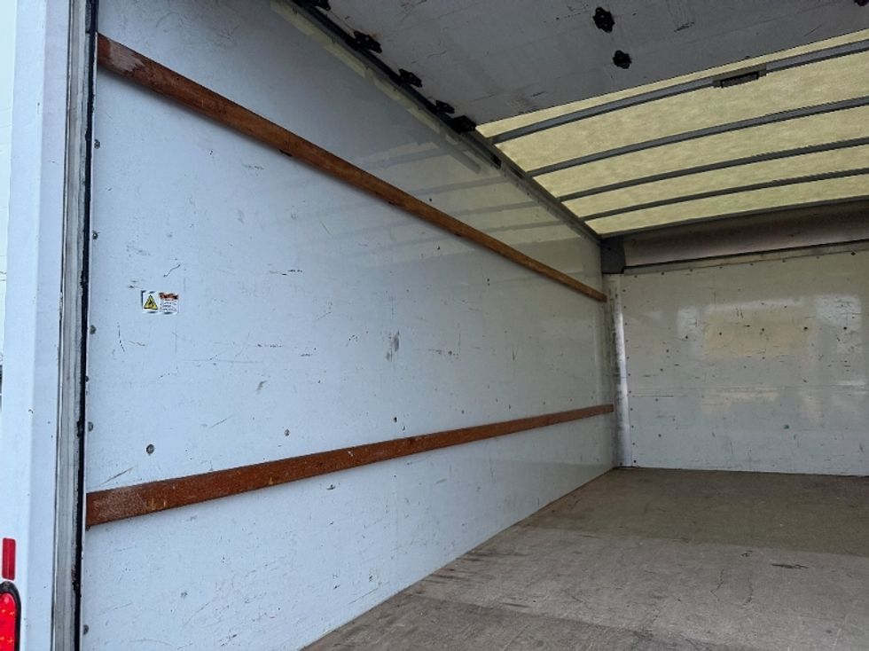 Light Duty Box Truck-Light and Medium Duty Trucks-GMC-2021-Savana G33903-Clackamas-OR-106,432\n\t\tmiles-$ 30,000 - Image 10