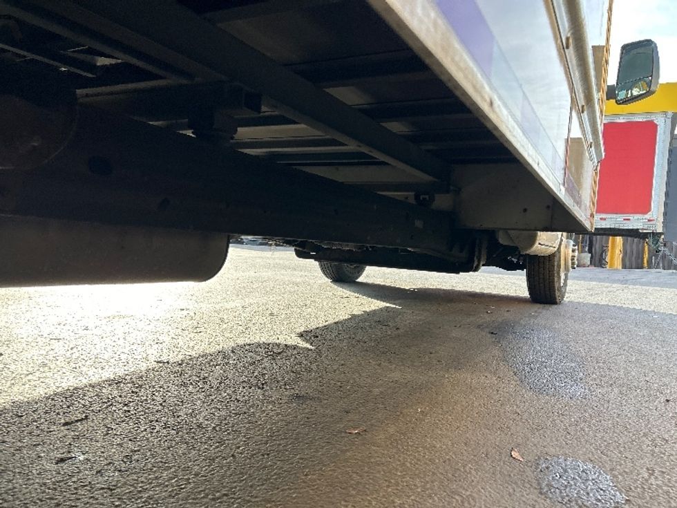 Light Duty Box Truck-Light and Medium Duty Trucks-GMC-2021-Savana G33903-Clackamas-OR-115,676\n\t\tmiles-$ 29,000 - Image 13