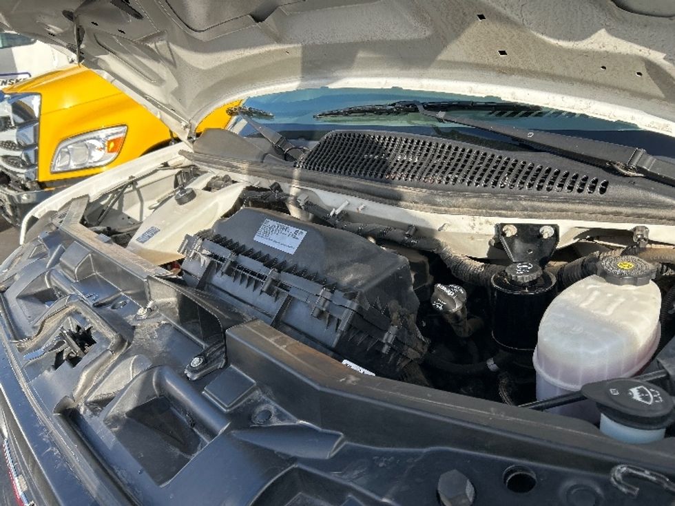 Light Duty Box Truck-Light and Medium Duty Trucks-GMC-2021-Savana G33903-Clackamas-OR-115,676\n\t\tmiles-$ 29,000 - Image 22