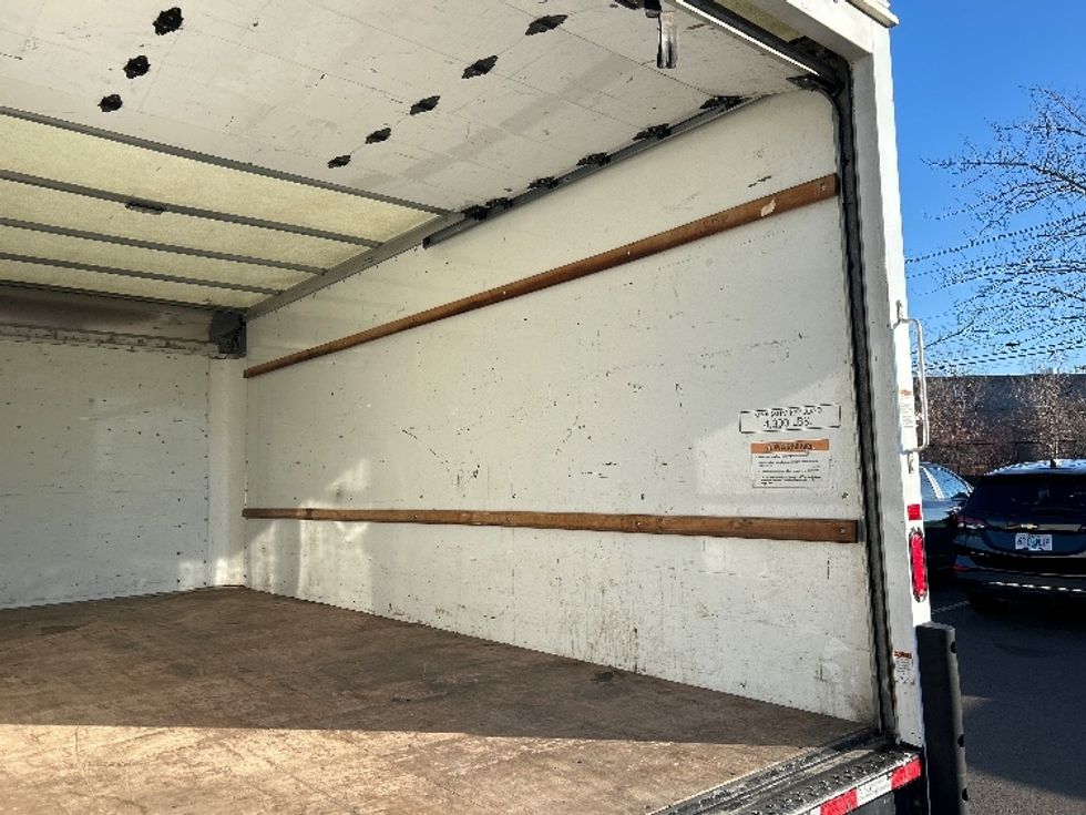 Light Duty Box Truck-Light and Medium Duty Trucks-GMC-2021-Savana G33903-Clackamas-OR-117,953\n\t\tmiles-$ 28,500 - Image 12