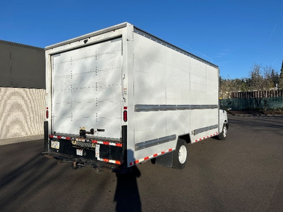 Light Duty Box Truck-Light and Medium Duty Trucks-GMC-2021-Savana G33903-Clackamas-OR-117,953\n\t\tmiles-$ 28,500 - Image 13