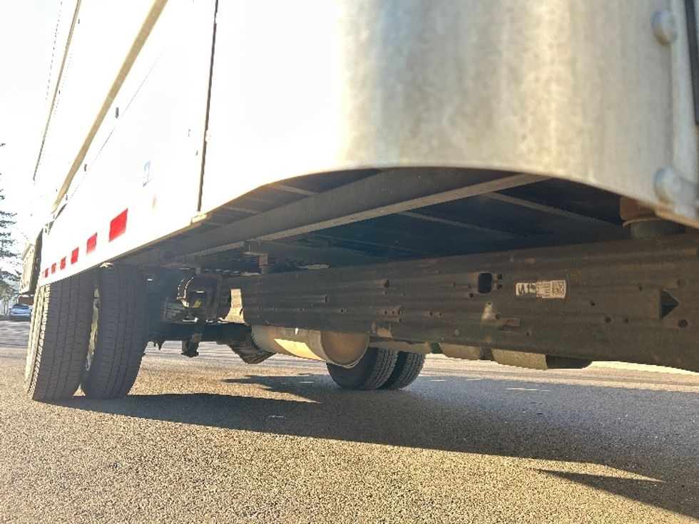 Light Duty Box Truck-Light and Medium Duty Trucks-GMC-2021-Savana G33903-Clackamas-OR-117,953\n\t\tmiles-$ 28,500 - Image 14