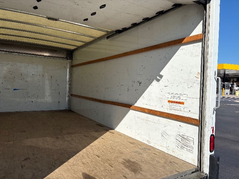 Light Duty Box Truck-Light and Medium Duty Trucks-GMC-2021-Savana G33903-Clackamas-OR-121,824\n\t\tmiles-$ 28,000 - Image 12