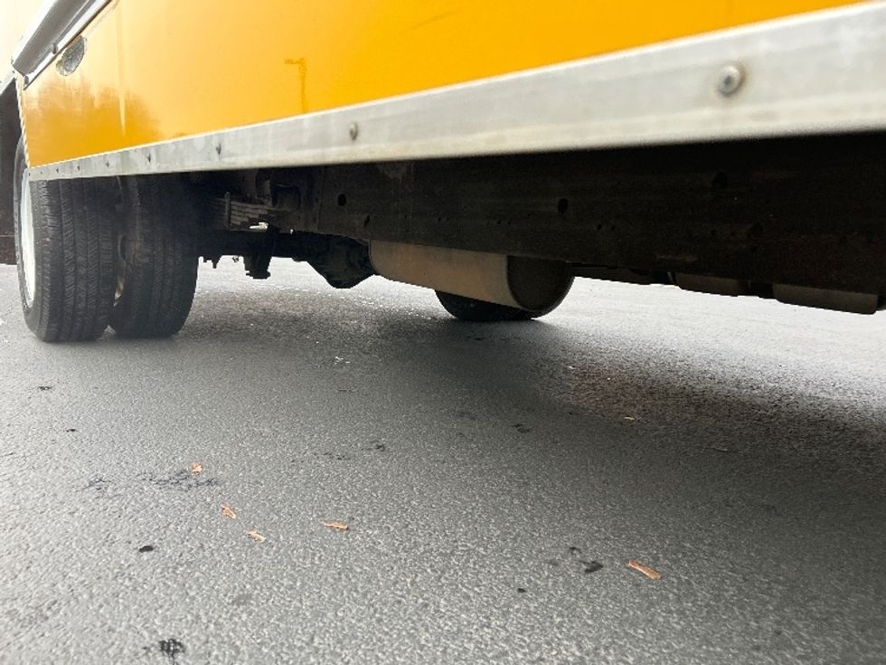 Light Duty Box Truck-Light and Medium Duty Trucks-GMC-2021-Savana G33903-Clackamas-OR-96,118\n\t\tmiles-$ 28,000 - Image 14