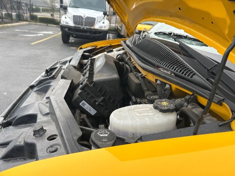 Light Duty Box Truck-Light and Medium Duty Trucks-GMC-2021-Savana G33903-Clackamas-OR-96,118\n\t\tmiles-$ 28,000 - Image 24