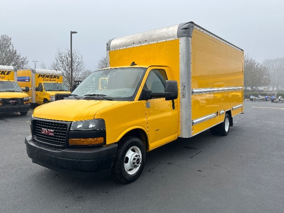 Light Duty Box Truck-Light and Medium Duty Trucks-GMC-2021-Savana G33903-Clackamas-OR-96,118\n\t\tmiles-$ 28,000 - Image 3