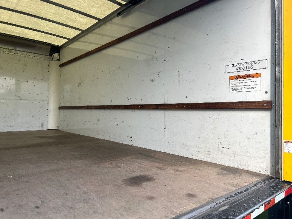 Light Duty Box Truck-Light and Medium Duty Trucks-GMC-2021-Savana G33903-Cleona-PA-86,754\n\t\tmiles-$ 25,750 - Image 12