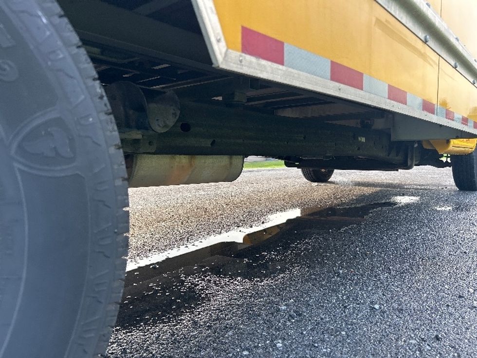 Light Duty Box Truck-Light and Medium Duty Trucks-GMC-2021-Savana G33903-Cleona-PA-86,754\n\t\tmiles-$ 25,750 - Image 14