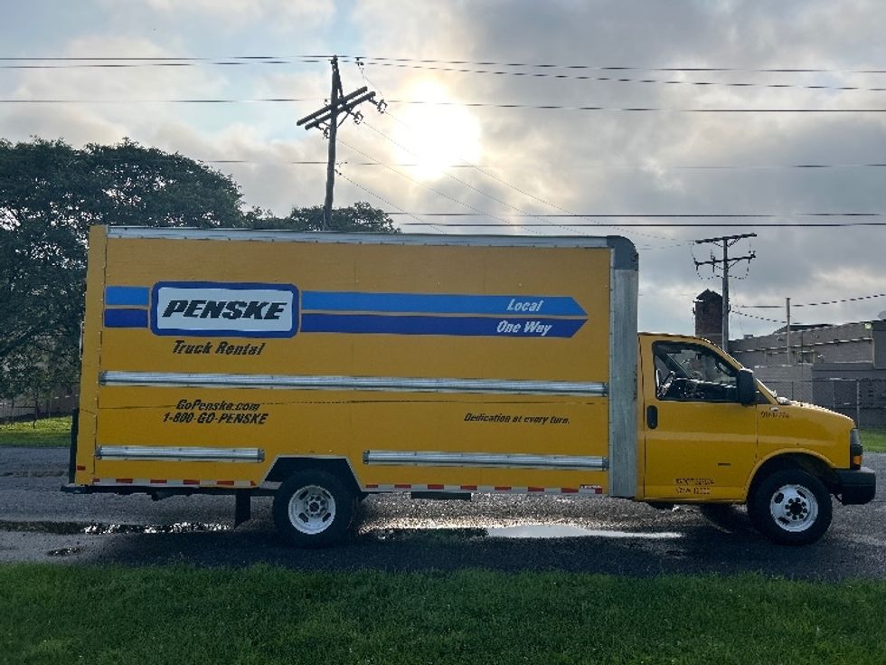 Light Duty Box Truck-Light and Medium Duty Trucks-GMC-2021-Savana G33903-Cleona-PA-86,754\n\t\tmiles-$ 25,750 - Image 15