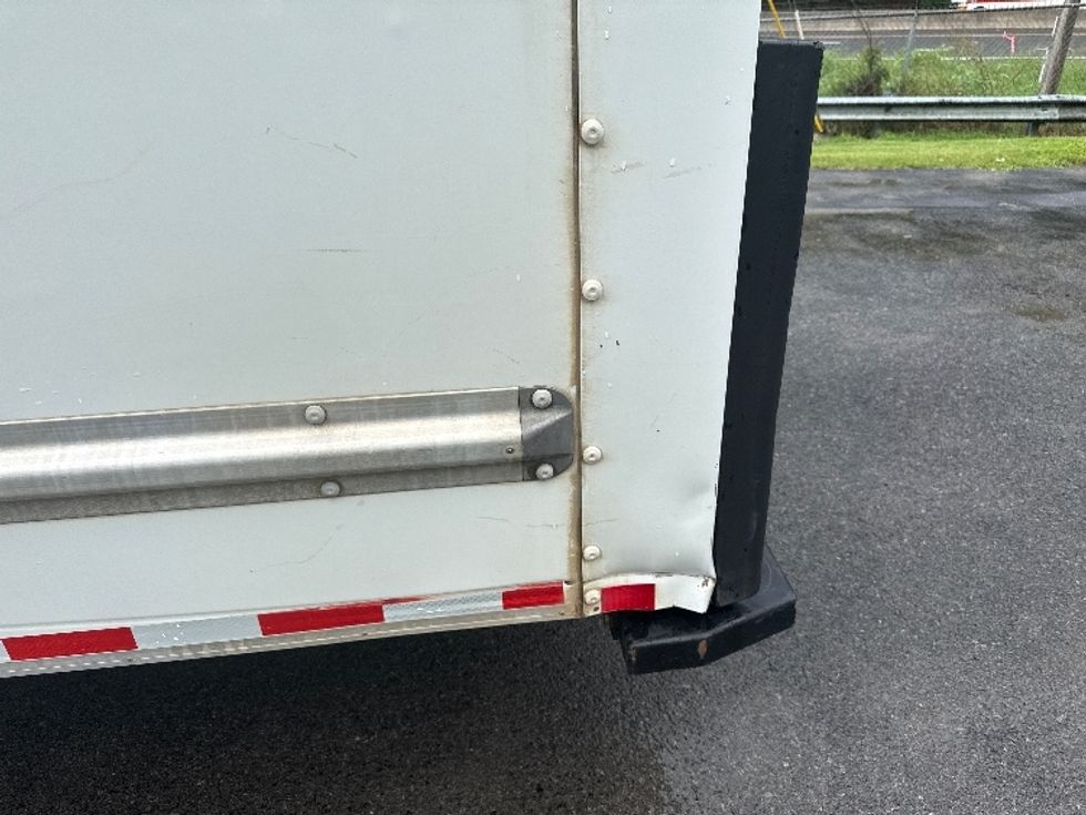 Light Duty Box Truck-Light and Medium Duty Trucks-GMC-2021-Savana G33903-Cleveland-TN-119,276\n\t\tmiles-$ 25,250 - Image 25