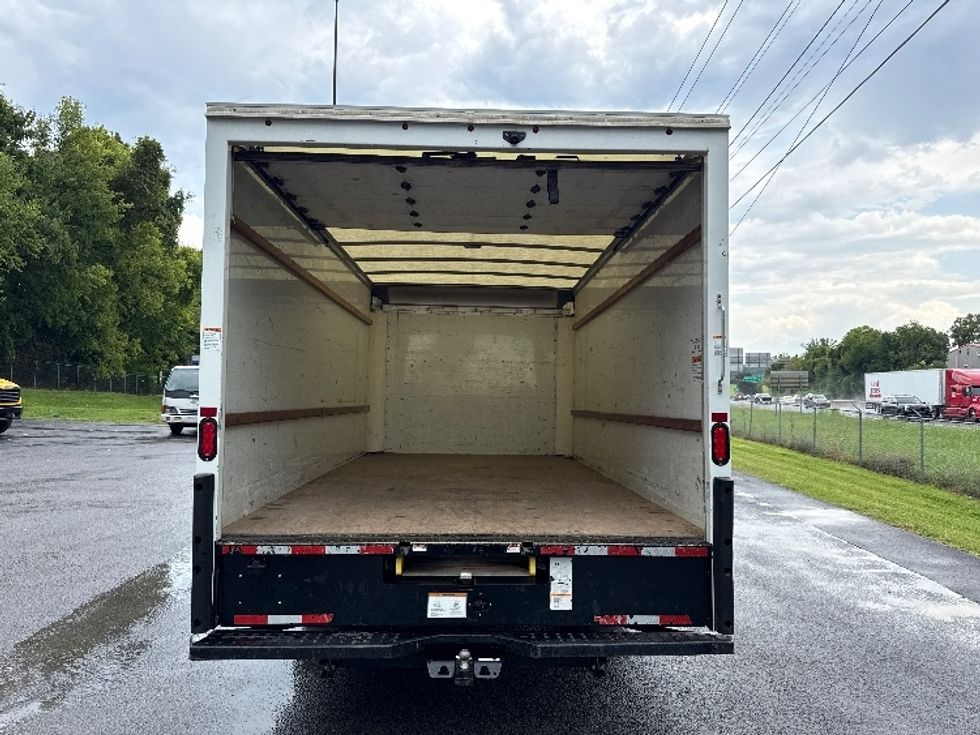 Light Duty Box Truck-Light and Medium Duty Trucks-GMC-2021-Savana G33903-Cleveland-TN-119,276\n\t\tmiles-$ 25,250 - Image 8