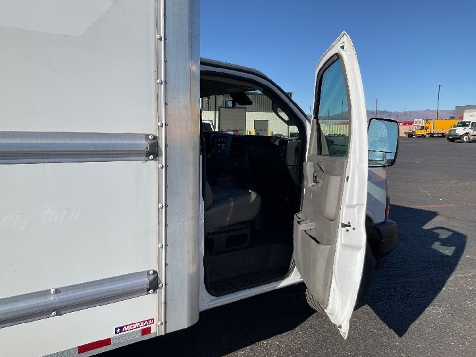Light Duty Box Truck-Light and Medium Duty Trucks-GMC-2021-Savana G33903-Colorado Springs-CO-108,561\n\t\tmiles-$ 30,000 - Image 19