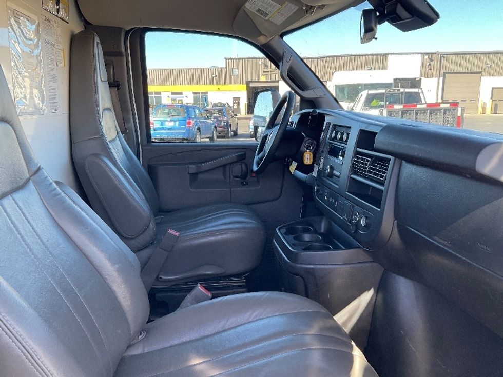Light Duty Box Truck-Light and Medium Duty Trucks-GMC-2021-Savana G33903-Colorado Springs-CO-108,561\n\t\tmiles-$ 30,000 - Image 21