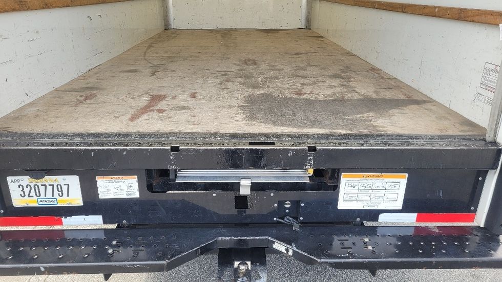 Light Duty Box Truck-Light and Medium Duty Trucks-GMC-2021-Savana G33903-Columbus-GA-68,431\n\t\tmiles-$ 37,500 - Image 10