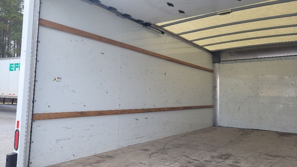 Light Duty Box Truck-Light and Medium Duty Trucks-GMC-2021-Savana G33903-Columbus-GA-68,431\n\t\tmiles-$ 37,500 - Image 11