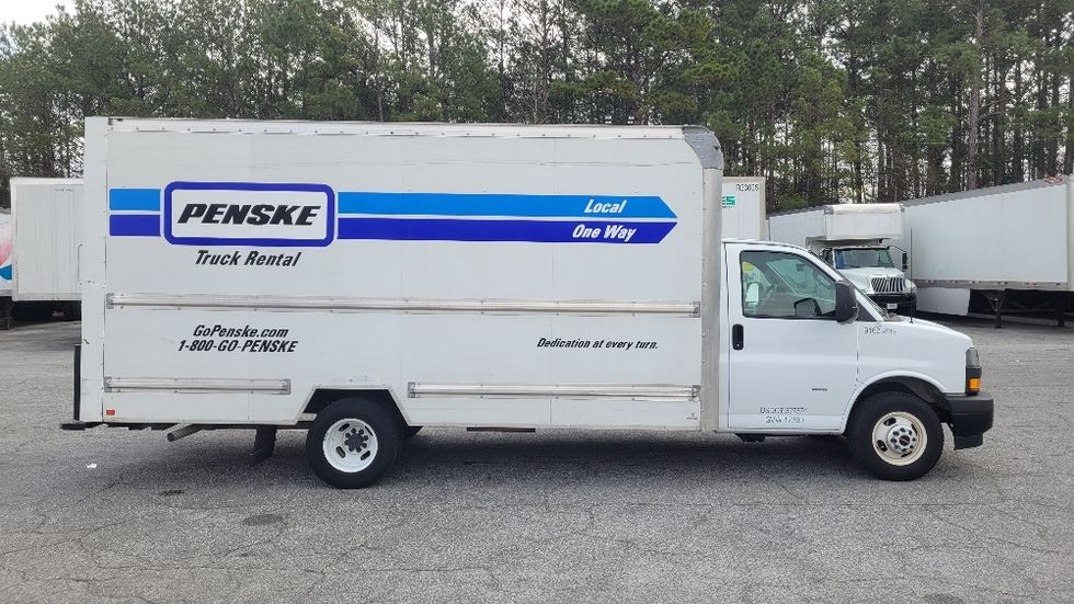 Light Duty Box Truck-Light and Medium Duty Trucks-GMC-2021-Savana G33903-Columbus-GA-68,431\n\t\tmiles-$ 37,500 - Image 15