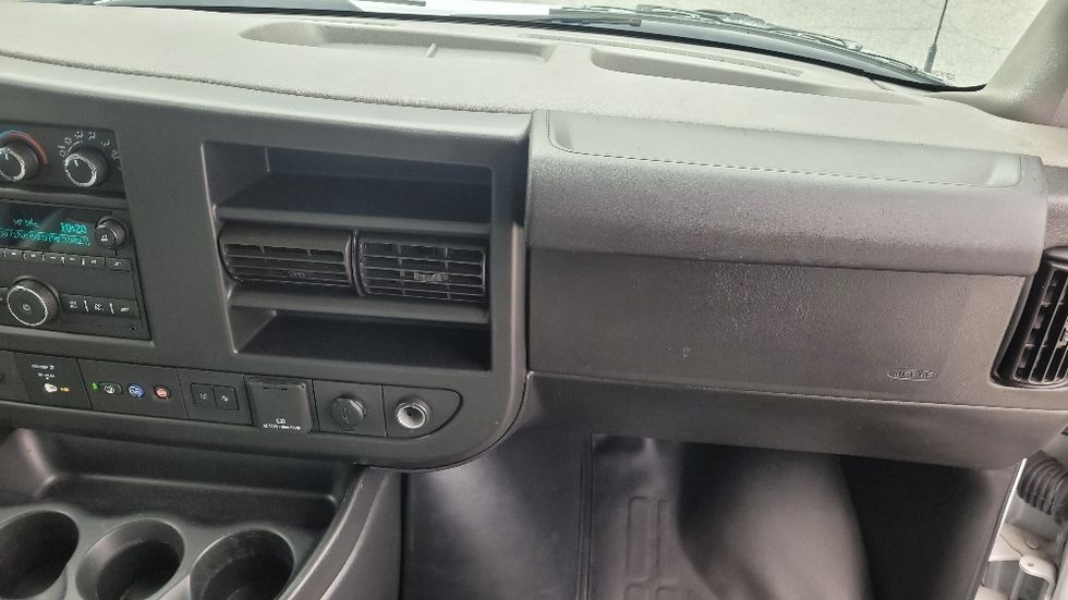 Light Duty Box Truck-Light and Medium Duty Trucks-GMC-2021-Savana G33903-Columbus-GA-68,431\n\t\tmiles-$ 37,500 - Image 21