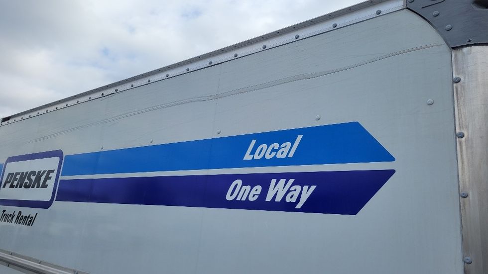 Light Duty Box Truck-Light and Medium Duty Trucks-GMC-2021-Savana G33903-Columbus-GA-68,431\n\t\tmiles-$ 37,500 - Image 28