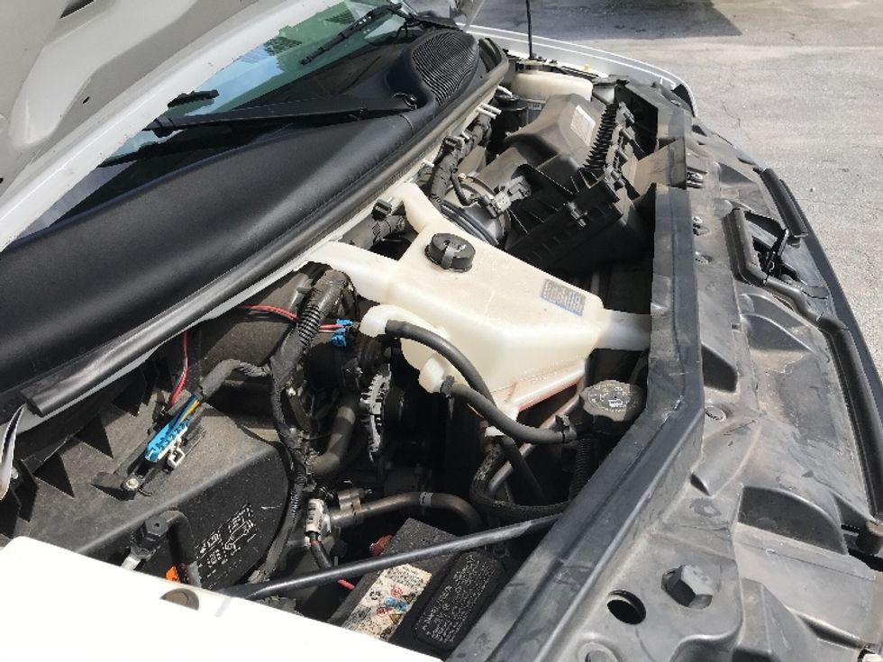 Light Duty Box Truck-Light and Medium Duty Trucks-GMC-2021-Savana G33903-Columbus-GA-77,055\n\t\tmiles-$ 36,500 - Image 23