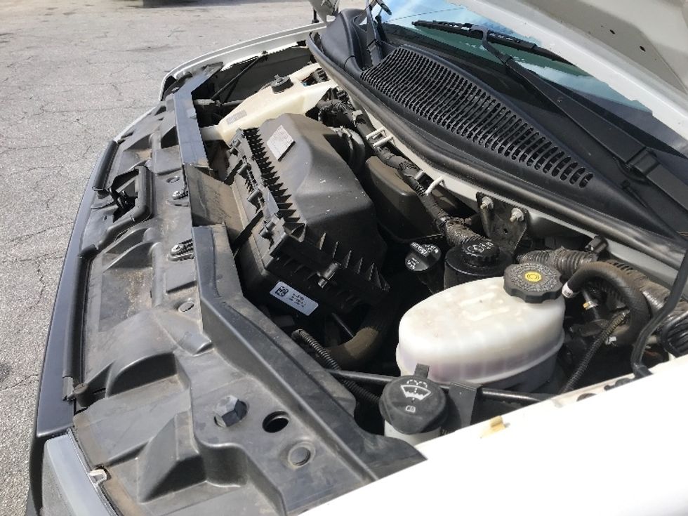 Light Duty Box Truck-Light and Medium Duty Trucks-GMC-2021-Savana G33903-Columbus-GA-77,055\n\t\tmiles-$ 36,500 - Image 24