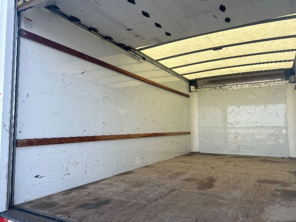 Light Duty Box Truck-Light and Medium Duty Trucks-GMC-2021-Savana G33903-Columbus-OH-104,628\n\t\tmiles-$ 28,000 - Image 11