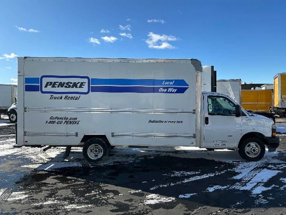 Light Duty Box Truck-Light and Medium Duty Trucks-GMC-2021-Savana G33903-Columbus-OH-105,636\n\t\tmiles-$ 28,000 - Image 15