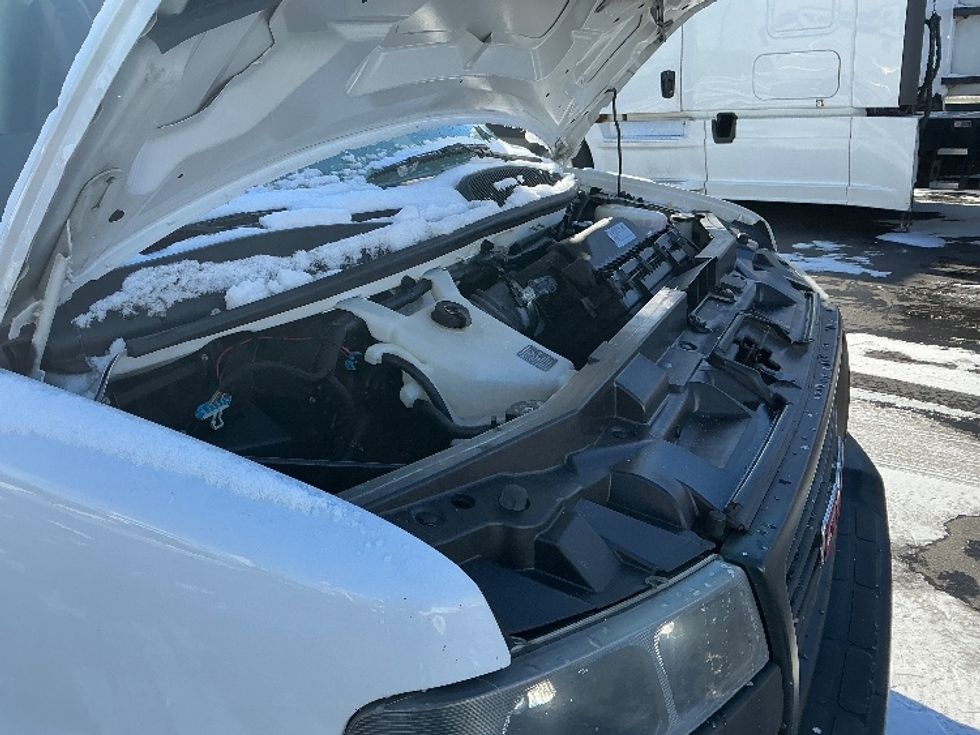 Light Duty Box Truck-Light and Medium Duty Trucks-GMC-2021-Savana G33903-Columbus-OH-105,636\n\t\tmiles-$ 28,000 - Image 23