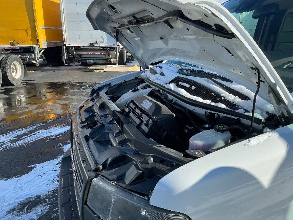 Light Duty Box Truck-Light and Medium Duty Trucks-GMC-2021-Savana G33903-Columbus-OH-105,636\n\t\tmiles-$ 28,000 - Image 24