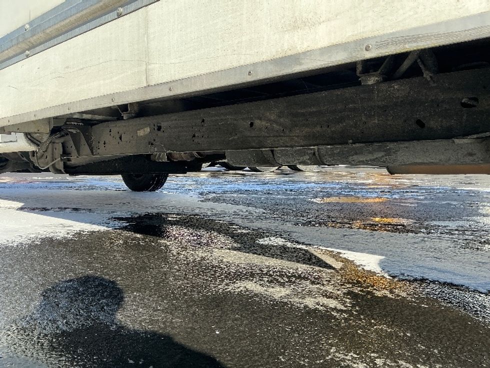 Light Duty Box Truck-Light and Medium Duty Trucks-GMC-2021-Savana G33903-Columbus-OH-105,636\n\t\tmiles-$ 28,000 - Image 5