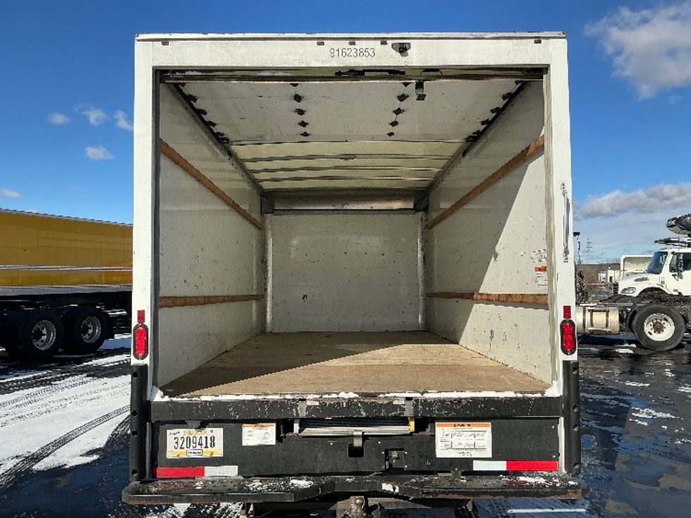 Light Duty Box Truck-Light and Medium Duty Trucks-GMC-2021-Savana G33903-Columbus-OH-105,636\n\t\tmiles-$ 28,000 - Image 8