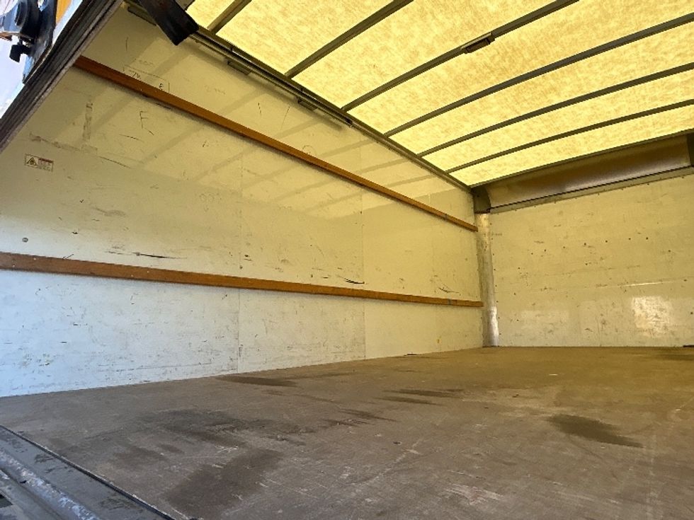 Light Duty Box Truck-Light and Medium Duty Trucks-GMC-2021-Savana G33903-Columbus-OH-58,980\n\t\tmiles-$ 14,500 - Image 11