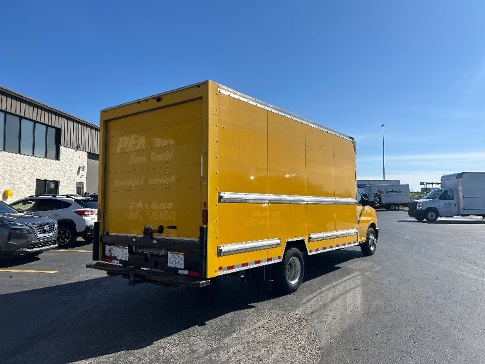 Light Duty Box Truck-Light and Medium Duty Trucks-GMC-2021-Savana G33903-Columbus-OH-58,980\n\t\tmiles-$ 14,500 - Image 13
