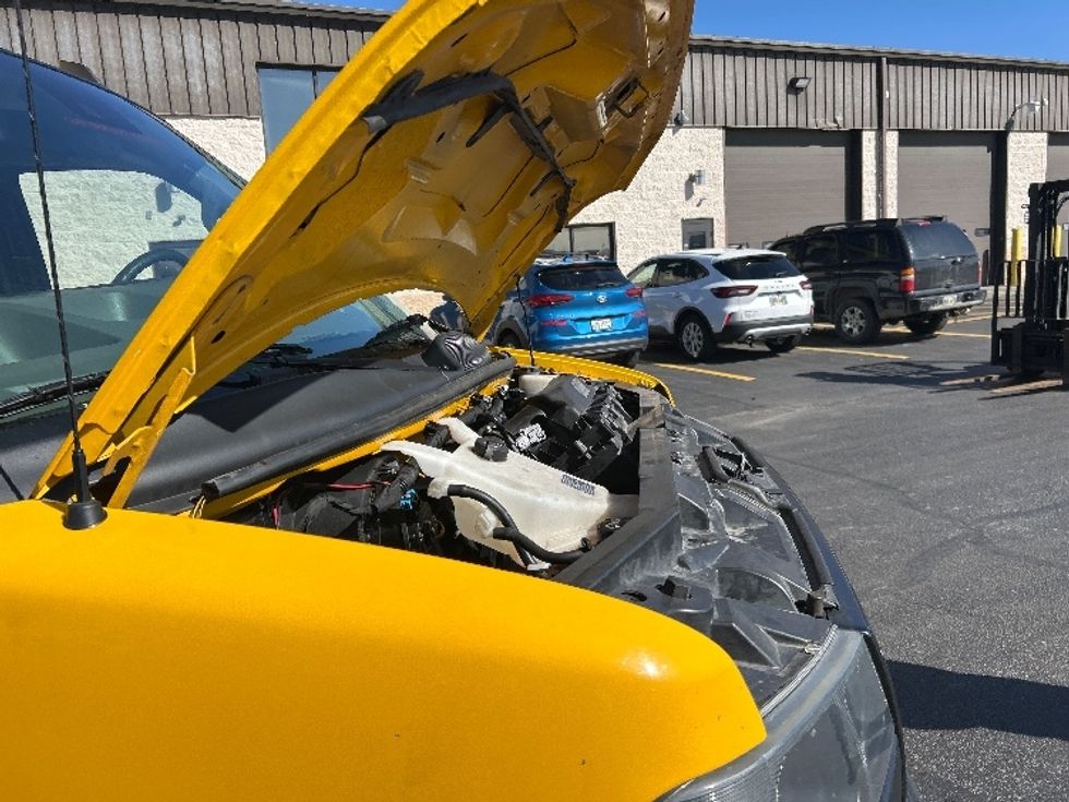 Light Duty Box Truck-Light and Medium Duty Trucks-GMC-2021-Savana G33903-Columbus-OH-58,980\n\t\tmiles-$ 14,500 - Image 23