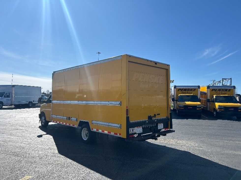 Light Duty Box Truck-Light and Medium Duty Trucks-GMC-2021-Savana G33903-Columbus-OH-58,980\n\t\tmiles-$ 14,500 - Image 6
