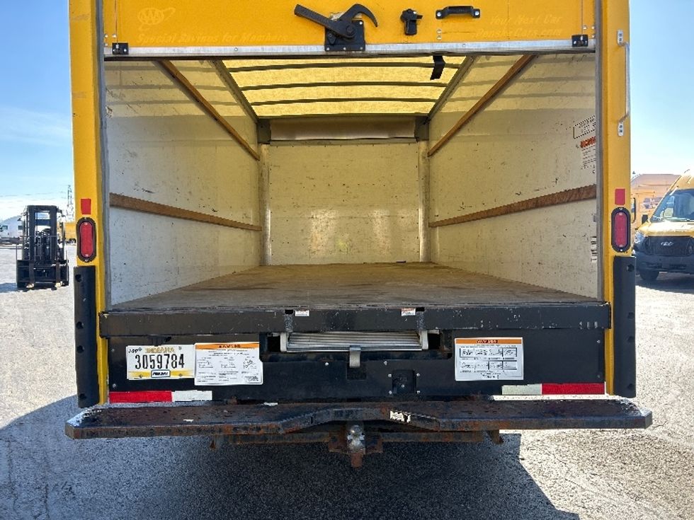 Light Duty Box Truck-Light and Medium Duty Trucks-GMC-2021-Savana G33903-Columbus-OH-58,980\n\t\tmiles-$ 14,500 - Image 8