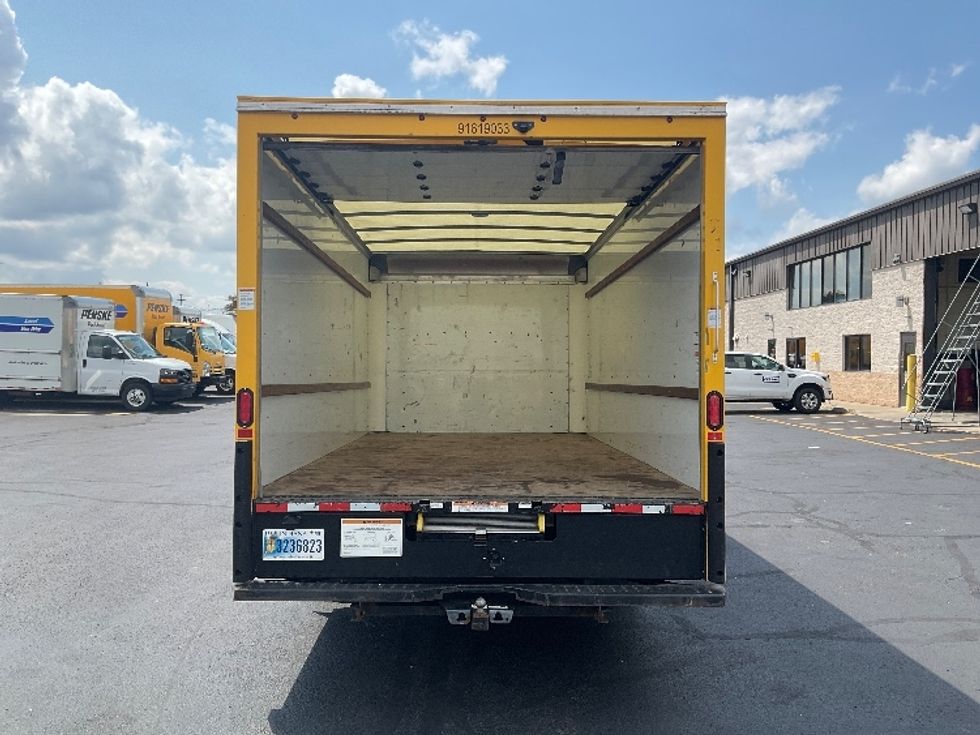 Light Duty Box Truck-Light and Medium Duty Trucks-GMC-2021-Savana G33903-Columbus-OH-69,942\n\t\tmiles-$ 35,000 - Image 8