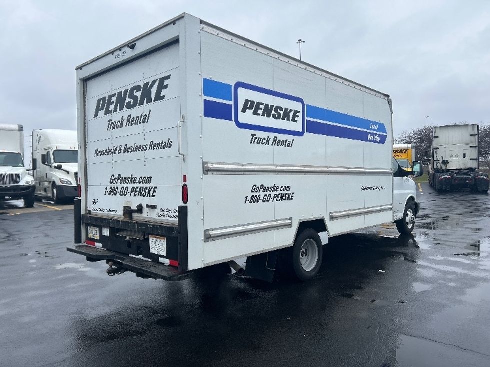 Light Duty Box Truck-Light and Medium Duty Trucks-GMC-2021-Savana G33903-Columbus-OH-89,377\n\t\tmiles-$ 29,750 - Image 13