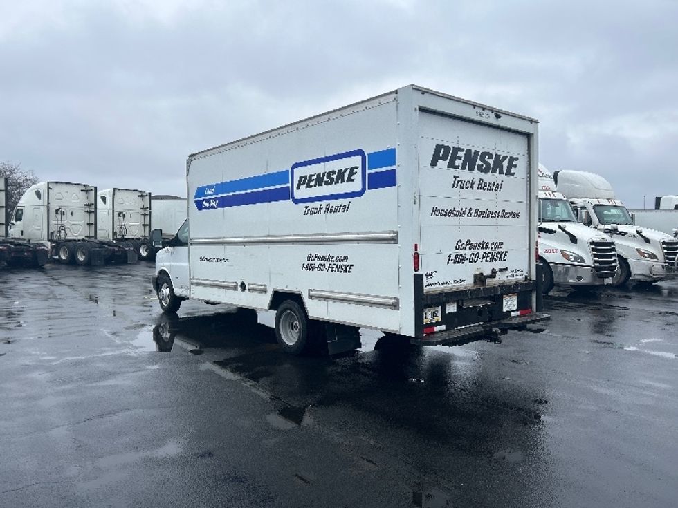 Light Duty Box Truck-Light and Medium Duty Trucks-GMC-2021-Savana G33903-Columbus-OH-89,377\n\t\tmiles-$ 29,750 - Image 6