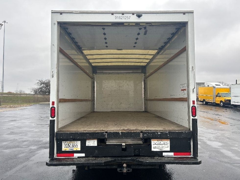 Light Duty Box Truck-Light and Medium Duty Trucks-GMC-2021-Savana G33903-Columbus-OH-89,377\n\t\tmiles-$ 29,750 - Image 8