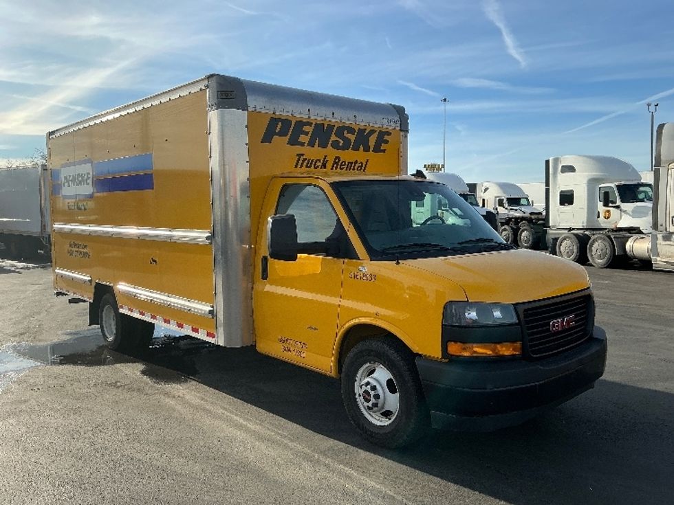 Light Duty Box Truck-Light and Medium Duty Trucks-GMC-2021-Savana G33903-Columbus-OH-95,444\n\t\tmiles-$ 26,250 - Image 1