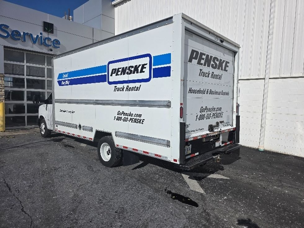 Light Duty Box Truck-Light and Medium Duty Trucks-GMC-2021-Savana G33903-Columbus-OH-99,677\n\t\tmiles-$ 28,500 - Image 6