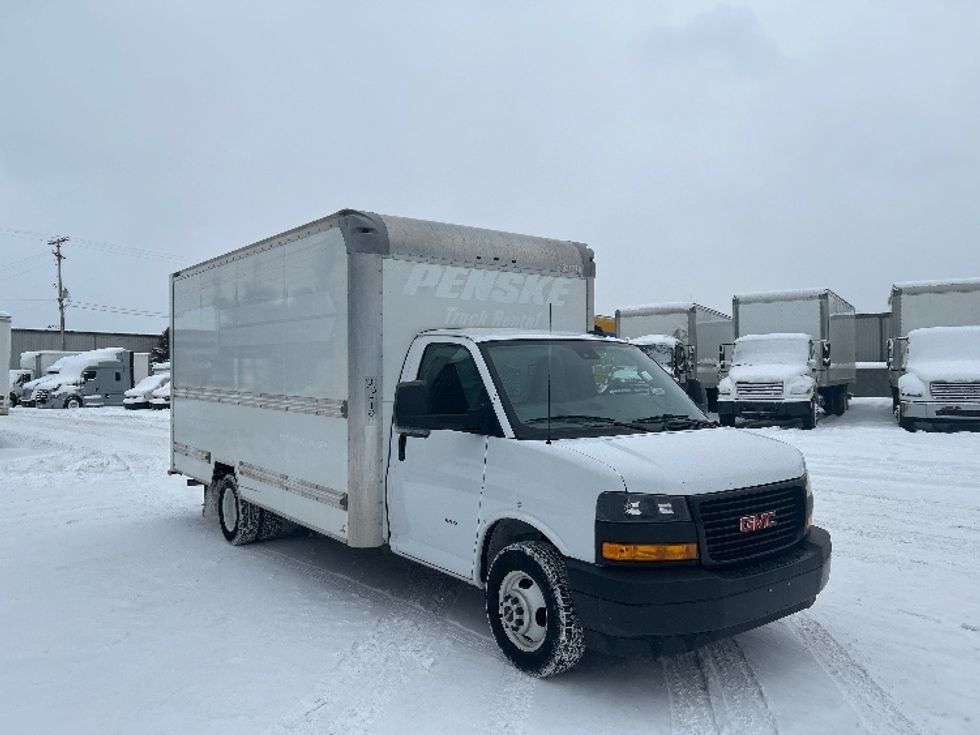 Light Duty Box Truck-Light and Medium Duty Trucks-GMC-2021-Savana G33903-Comstock Park-MI-104,106\n\t\tmiles-$ 28,750 - Image 1