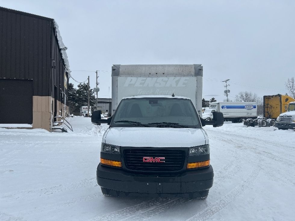 Light Duty Box Truck-Light and Medium Duty Trucks-GMC-2021-Savana G33903-Comstock Park-MI-104,106\n\t\tmiles-$ 28,750 - Image 2