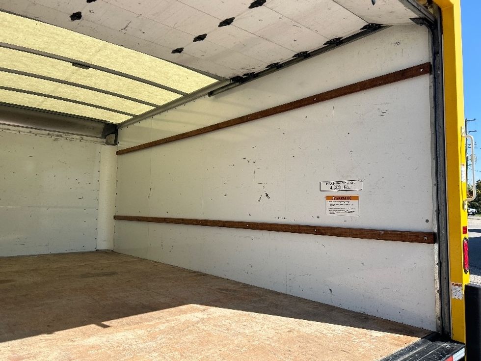 Light Duty Box Truck-Light and Medium Duty Trucks-GMC-2021-Savana G33903-Comstock Park-MI-116,188\n\t\tmiles-$ 21,500 - Image 10