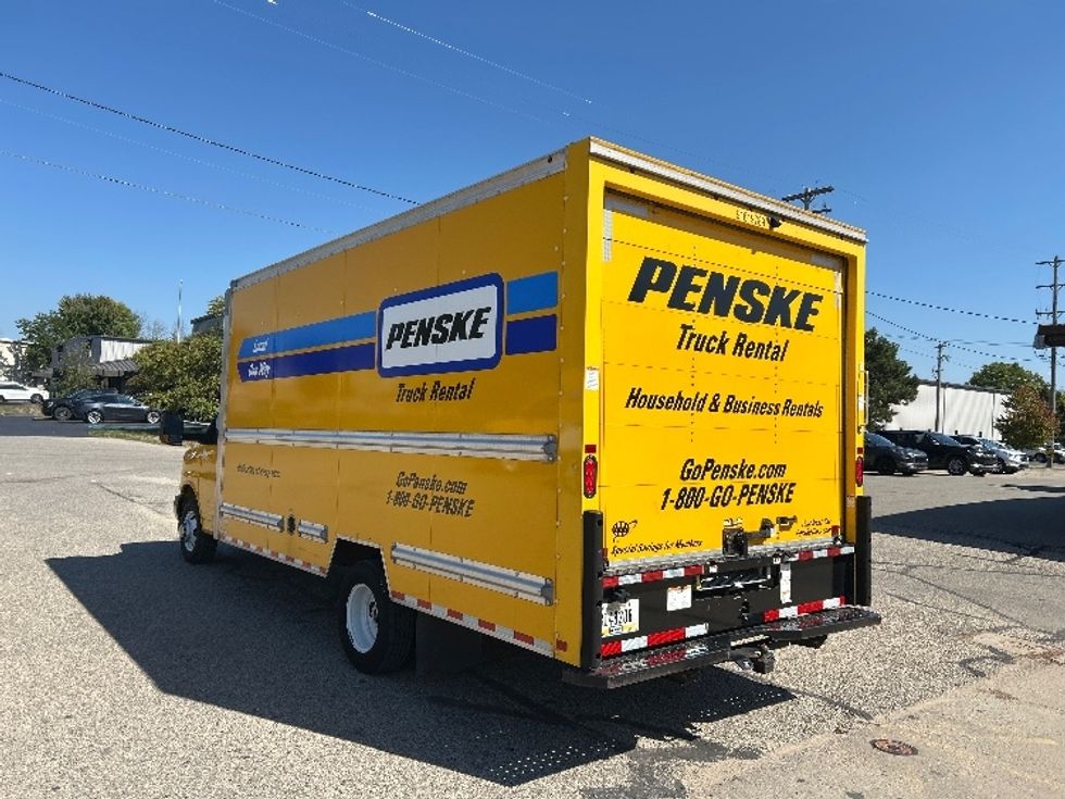 Light Duty Box Truck-Light and Medium Duty Trucks-GMC-2021-Savana G33903-Comstock Park-MI-116,188\n\t\tmiles-$ 21,500 - Image 5