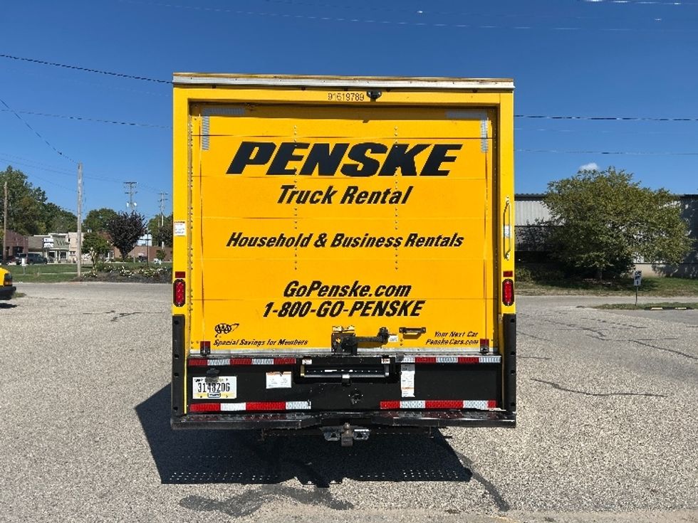 Light Duty Box Truck-Light and Medium Duty Trucks-GMC-2021-Savana G33903-Comstock Park-MI-116,188\n\t\tmiles-$ 21,500 - Image 6